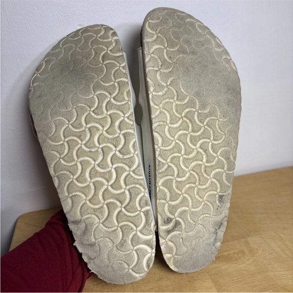 Birkenstock  Arizona Sandals Adjustable Straps With Buckle White Upper sz 42 - Picture 12 of 12